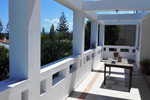 5 bedrooms Villa in Chania, Greece No. 49674 2