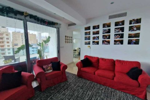 2 bedrooms Apartment in Larnaca, Cyprus No. 34420 2