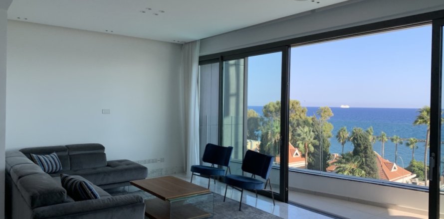 3 dormitorios Apartment en Limassol, Cyprus No. 51511