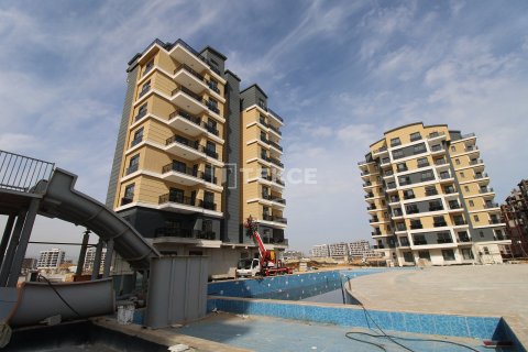 5+1 Apartment in Aksu, Turkey No. 12500 24