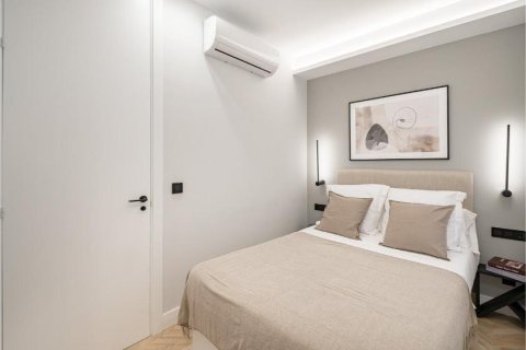 4 dormitorios Apartment en Madrid, Spain No. 27478 30