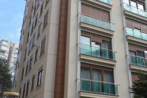 3+1 Apartment en Istanbul, Turkey No. 15197 1