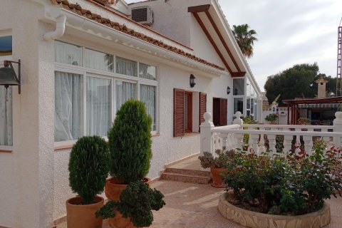 6 dormitorios Apartment en Benidorm, Spain No. 27836 9