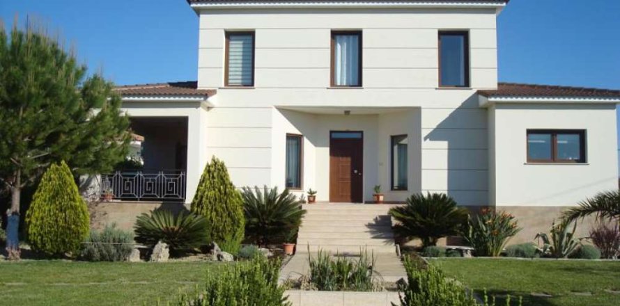 3 bedrooms House in Zakynthos, Greece No. 24711