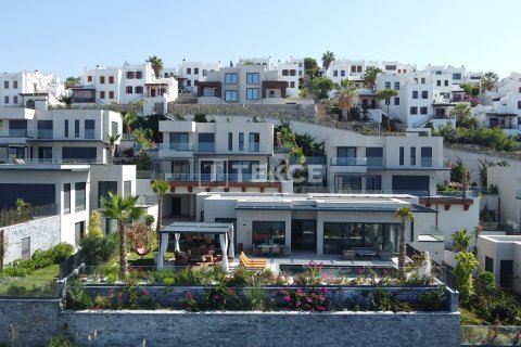 5+2 Villa en Bodrum, Turkey No. 13231 30