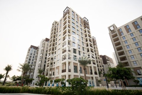 2 bedrooms Apartment in Creek Beach, UAE No. 7756 15