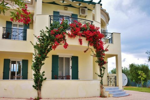 3 bedrooms Maisonette in Zakynthos, Greece No. 24577 4