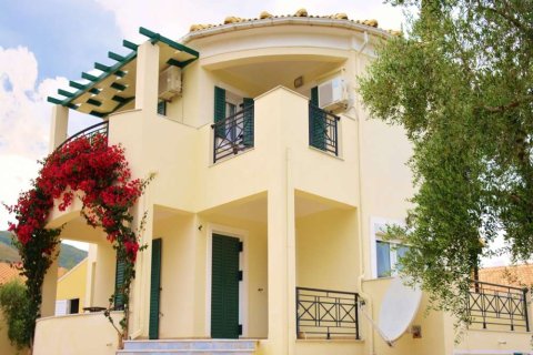 3 bedrooms Maisonette in Zakynthos, Greece No. 24577 3