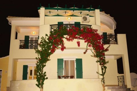 3 bedrooms Maisonette in Zakynthos, Greece No. 24577 24