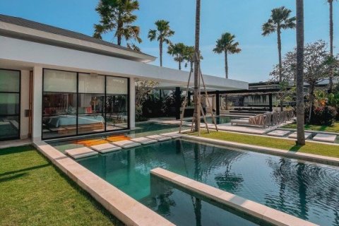 6 bedrooms Villa in Canggu, Indonesia No. 22891 4