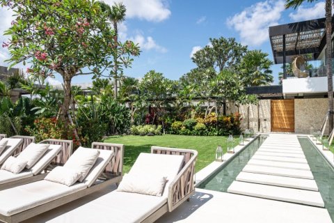 6 bedrooms Villa in Canggu, Indonesia No. 22891 5