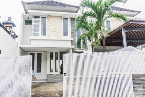 4 bedrooms House in Denpasar, Indonesia No. 22841 1