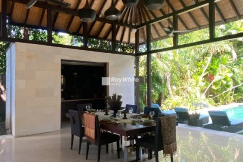 5 bedrooms Villa in Seminyak, Indonesia No. 22890 10