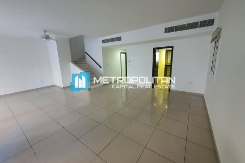 5 dormitorios Villa en Al Reef, UAE No. 7432 2