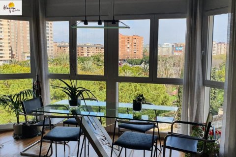 2 bedrooms Apartment in Valencia, Spain No. 27411 1