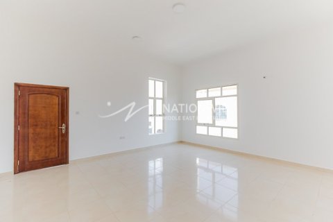 6 bedrooms Villa in Shakhbout City, UAE No. 3722 6