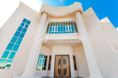 6 bedrooms Villa in Shakhbout City, UAE No. 3722 4