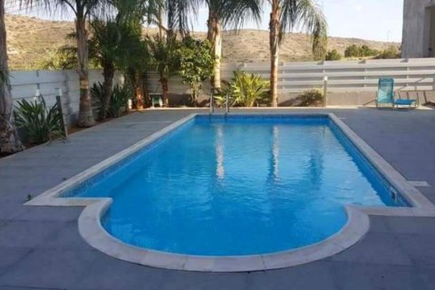 5 bedrooms Villa in Limassol, Cyprus No. 50805 10