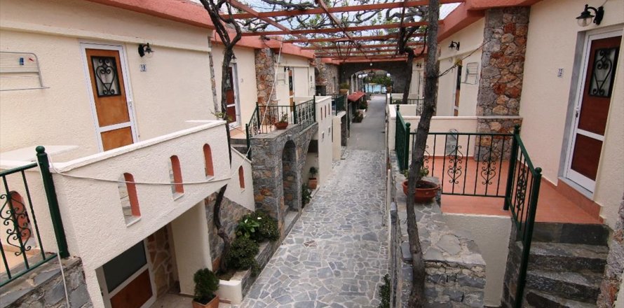 1500m² Hotel à Agios Nikolaos, Greece No. 59756