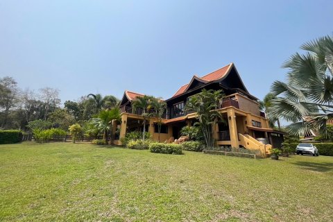 5 bedrooms House in Chiang Mai, Thailand No. 1608 2