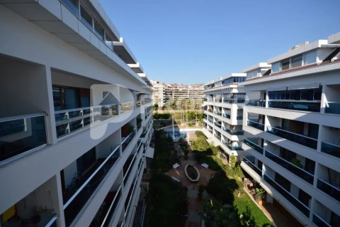 3 rooms Apartment in Kestel, Turkey No. 13283 17