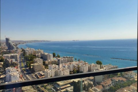 2 dormitorios Apartment en Germasogeia, Cyprus No. 53249 4