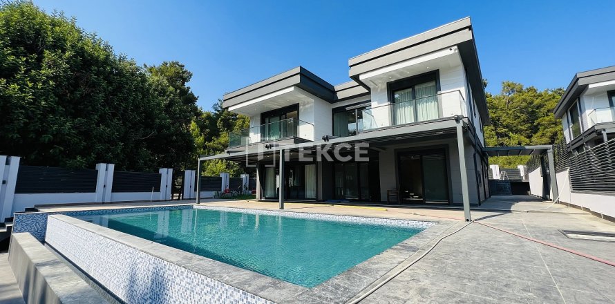 4+1 Villa à Kemer, Turkey No. 20799