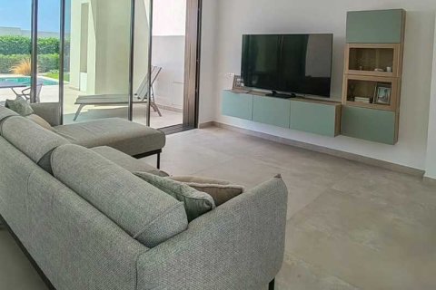 3 bedrooms Villa in Pegeia, Cyprus No. 66123 2