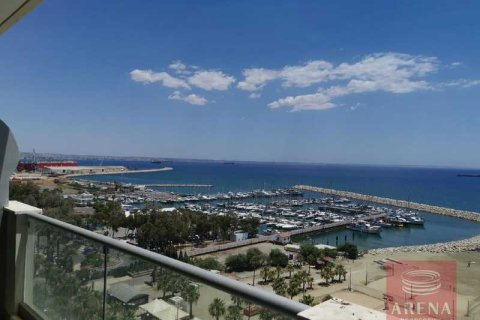 2 dormitorios Apartment en Larnaca, Cyprus No. 66147 2