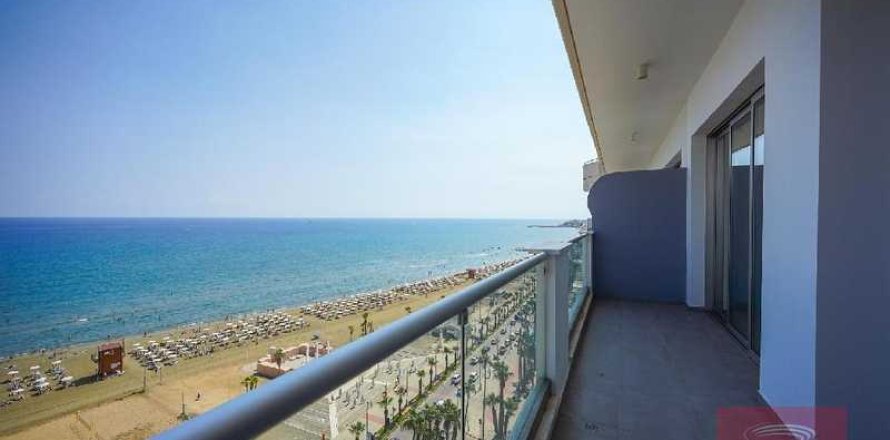 2 dormitorios Apartment en Larnaca, Cyprus No. 66147