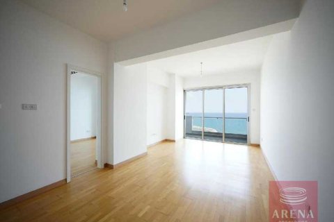 2 dormitorios Apartment en Larnaca, Cyprus No. 66147 8