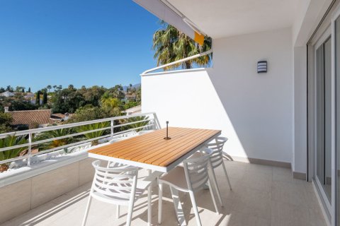 4 dormitorios Penthouse en Cortes (San Pedro De Alcantara), Spain No. 27568 10