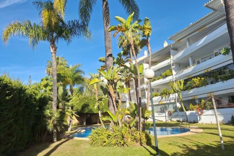 4 dormitorios Penthouse en Cortes (San Pedro De Alcantara), Spain No. 27568 6