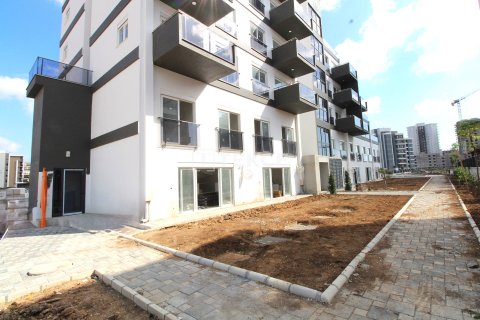 2+1 Apartment en Aksu, Turkey No. 12023 30