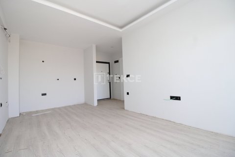 2+1 Apartment en Aksu, Turkey No. 12023 2