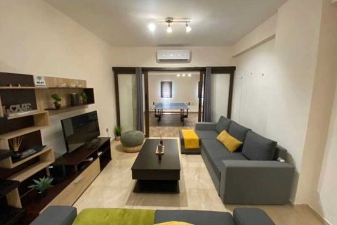 3 bedrooms Apartment in Limassol, Cyprus No. 72230 5