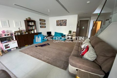 3 bedrooms Townhouse in Al Salam Street, UAE No. 7576 8