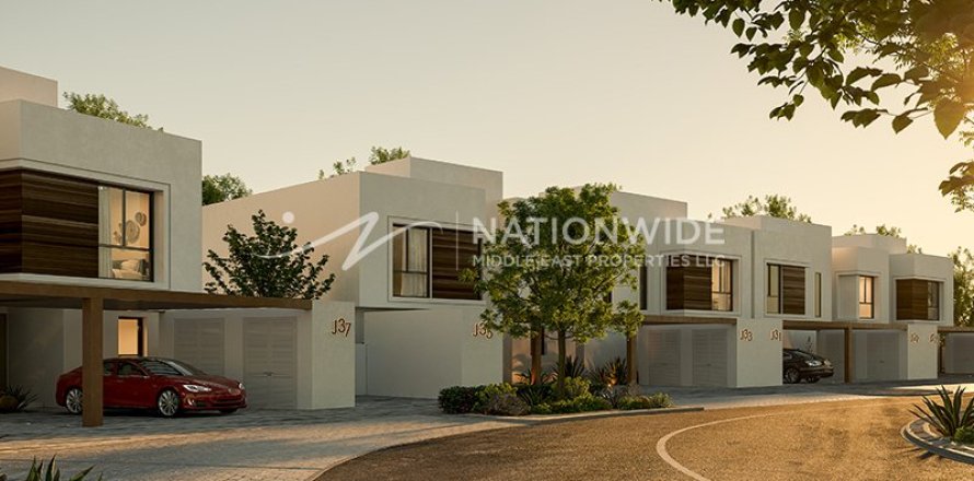 2 bedrooms Townhouse on the Yas Island, UAE No. 4232