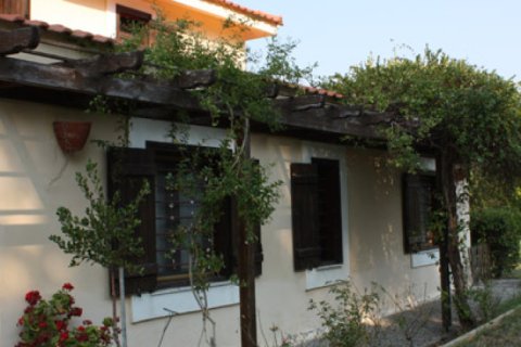 7 rooms Villa in Chalkidiki, Greece No. 48860 3