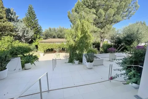 5 bedrooms House in Enkomi, Cyprus No. 40350 1