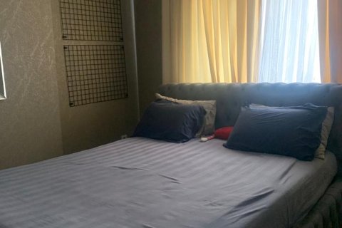 2+1 Apartment in Istanbul, Turkey No. 15489 5