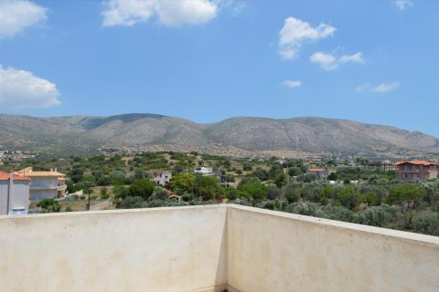 3 bedrooms House in Kalyvia Thorikou, Greece No. 58659 8