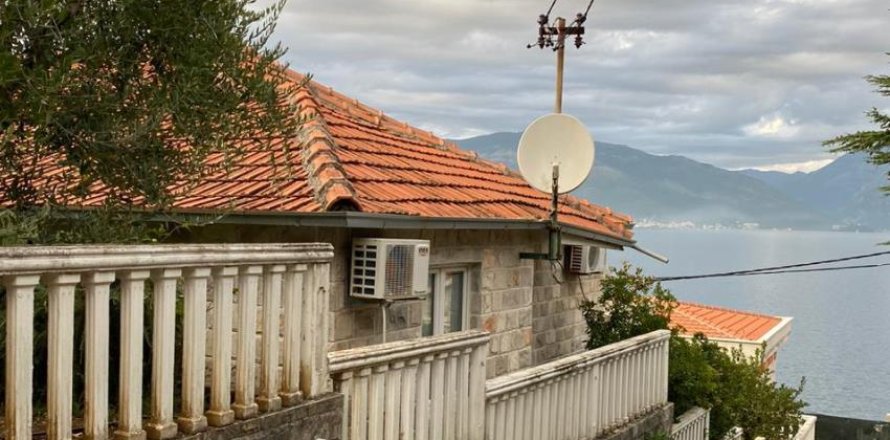 3 chambres House à Tivat, Montenegro No. 66841