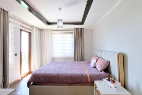 5 rooms Villa in Alanya, Turkey No. 21269 3