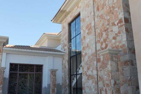 6 bedrooms House in Agios Tychonas, Cyprus No. 77199 5