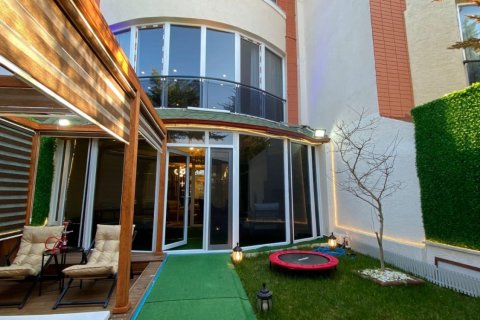 5+2 Villa in Istanbul, Turkey No. 15156 1