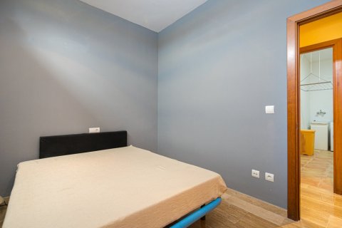 5 dormitorios Apartment en Alicante, Spain No. 25615 4