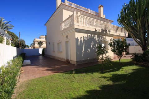 4 bedrooms Villa in Cabo Roig, Spain No. 25608 26