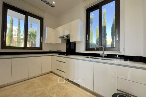 4 bedrooms Villa in Pegeia, Cyprus No. 28903 2