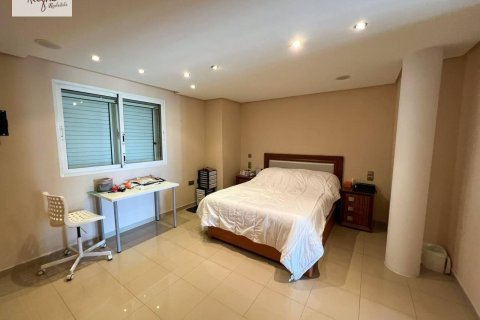 4 dormitorios Apartment en Manises, Spain No. 27655 21